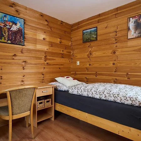 Сasa de vacaciones Chaloupka U Lesa By Interhome