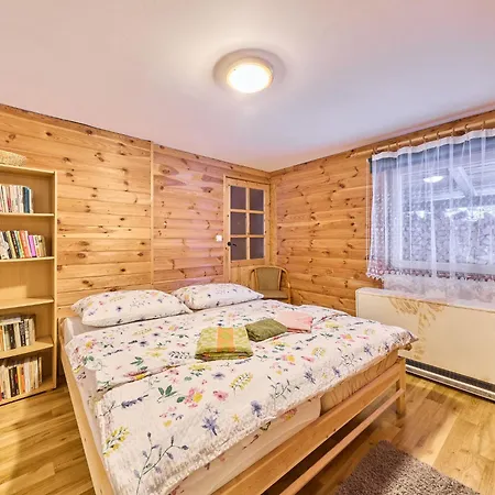 Chaloupka U Lesa By Interhome Harrachov