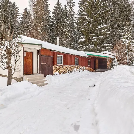 Chaloupka U Lesa By Interhome